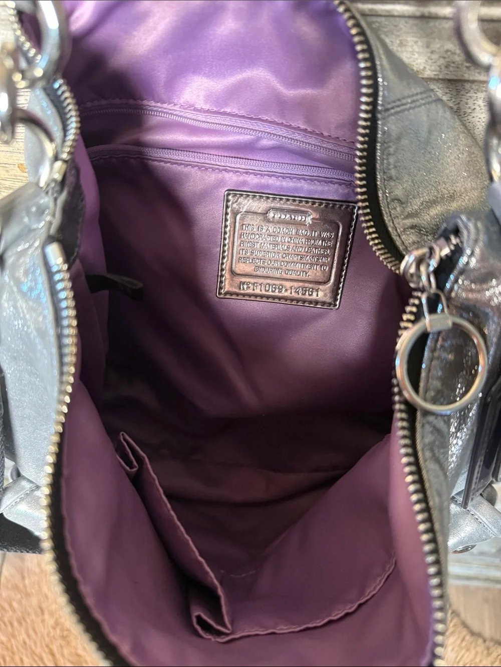 Vintage Y2K Coach Poppy Large Metallic Silver Bag with Front Pockets.  Like New.